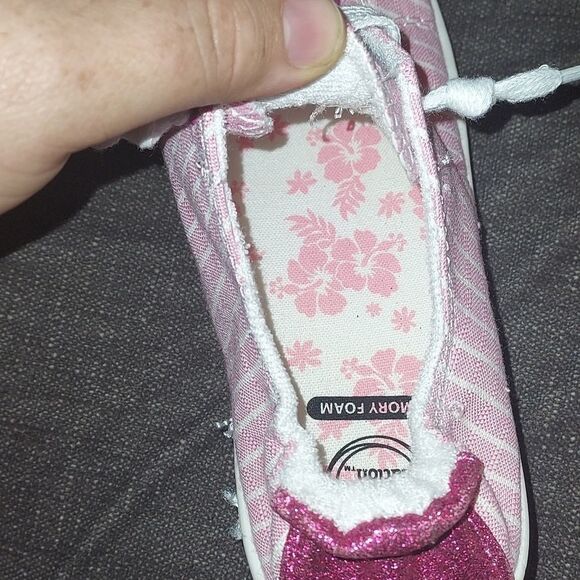 GIRLS Pink Stripe Memory Foam Sneaker Size 4 wonder nation new - Picture 5 of 6